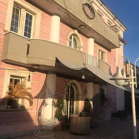Pina Apartment *