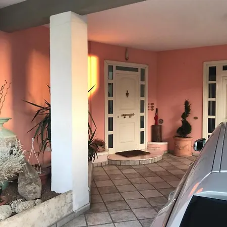 Pina Apartment *