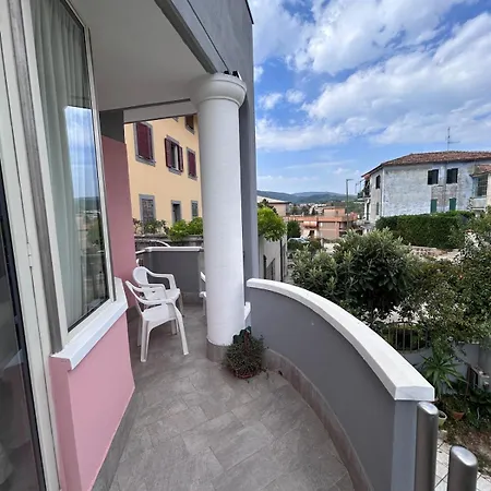 Pina Apartment